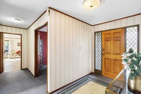 Photo of property in 63 Glenmore Road, Sunnyhills, Auckland, 2010