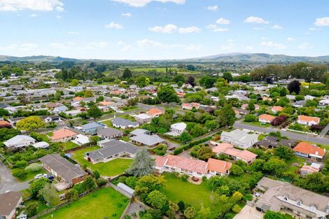 Photo of property in 142 Williams Street, Cambridge, 3434