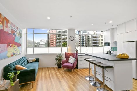 Photo of property in Hume House, 4/152 The Terrace, Wellington Central, Wellington, 6011