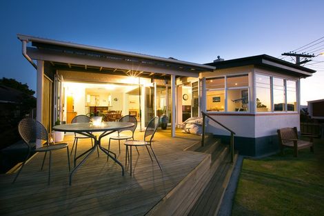 Photo of property in 23 Lismore Street, Strandon, New Plymouth, 4312