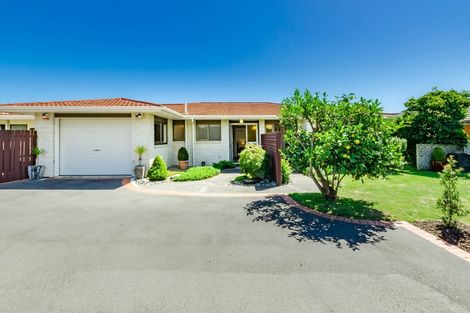 Photo of property in 7b Awanui Drive, Waikanae, 5036