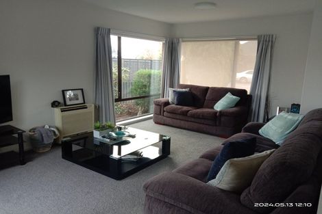 Photo of property in 2/71 Bentley Street, Russley, Christchurch, 8042