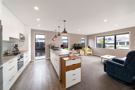 Photo of property in 6 Masons Court, Lower Shotover, Queenstown, 9304