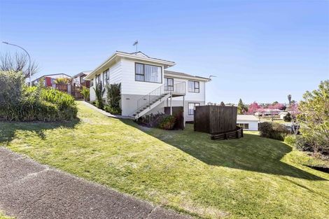Photo of property in 2 Glamis Avenue, Dinsdale, Hamilton, 3204