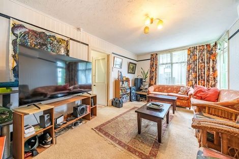 Photo of property in 47 Riddlers Crescent, Petone, Lower Hutt, 5012