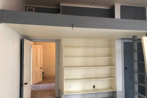 Photo of property in 18 Talavera Terrace, Kelburn, Wellington, 6012