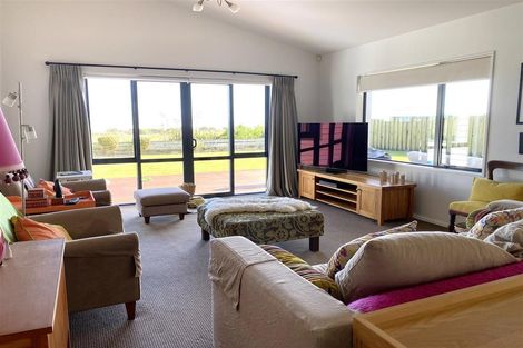 Photo of property in 22 Karoro Place, Karoro, Greymouth, 7805