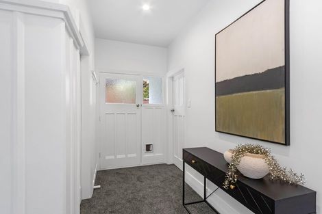 Photo of property in 181 Waimea Terrace, Beckenham, Christchurch, 8023