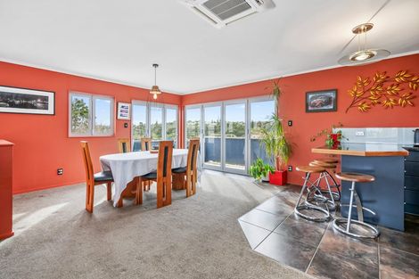 Photo of property in 48 Raumati Crescent, Onerahi, Whangarei, 0110