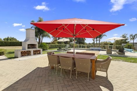 Photo of property in 40 Woodside Road, Matangi, Hamilton, 3284