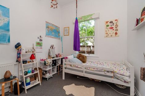 Photo of property in 23 Palm Grove, Berhampore, Wellington, 6023