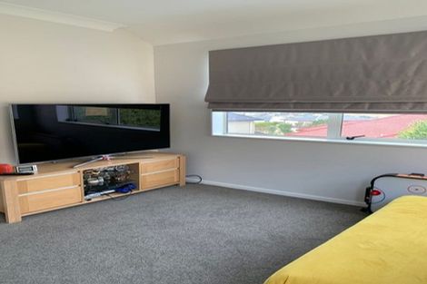 Photo of property in 39a Erlestoke Crescent, Churton Park, Wellington, 6037