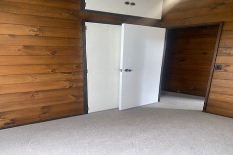 Photo of property in 295 Mangorei Road, Merrilands, New Plymouth, 4312