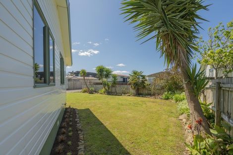Photo of property in 204a Cook Drive, Whitianga, 3510