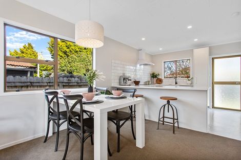 Photo of property in 36a Alma Crescent, Papakura, 2110