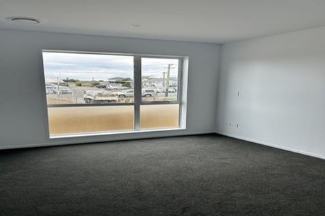 Photo of property in 25 Beresford Street, New Brighton, Christchurch, 8061
