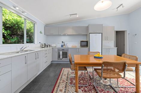 Photo of property in 105 Bays Road, Orere Point, 2585