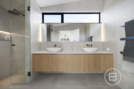 Photo of property in 16 Robrosa Street, Wanaka, 9305