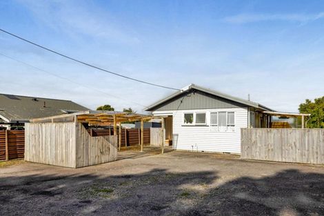 Photo of property in 41 Fairfield Road, Hawera, 4610