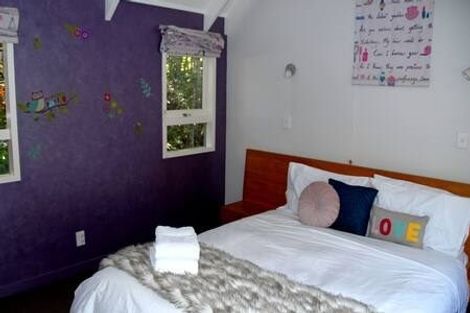 Photo of property in 14 Fitzpatrick Place, Chatswood, Auckland, 0626