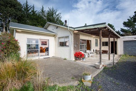 Photo of property in 110 Taieri Mouth Road, Kuri Bush, Brighton, 9091