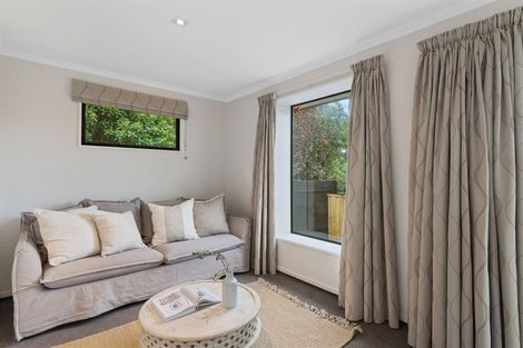 Photo of property in 9a Whareora Terrace, Cashmere, Christchurch, 8022