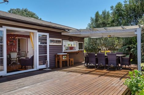 Photo of property in 1b Dublin Street, Martinborough, 5711