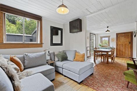 Photo of property in 46 Fox Street, Opunake, 4616