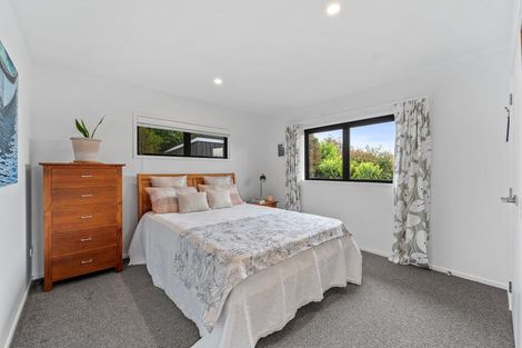 Photo of property in 6 Laly Haddon Place, Matakana, Warkworth, 0985