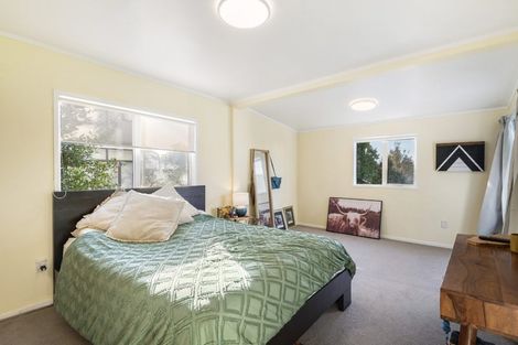 Photo of property in 83 Stillwater Crescent, Stillwater, Silverdale, 0993