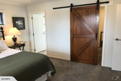 Photo of property in 39a Hetley Crescent, Taradale, Napier, 4112