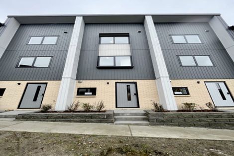 Photo of property in 6/327 Glengarry Road, Glen Eden, Auckland, 0602