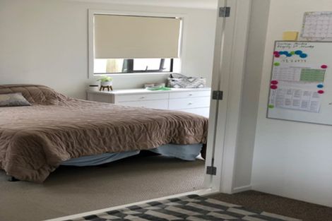 Photo of property in 40 Trinidad Road, Sunnynook, Auckland, 0620