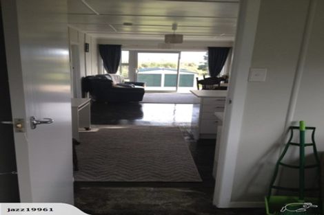 Photo of property in 122 Maunsell Road, Port Waikato, Tuakau, 2695