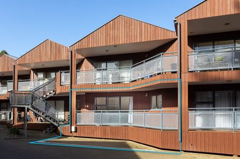 Photo of property in 10/3 The Avenue, Albany, Auckland, 0632