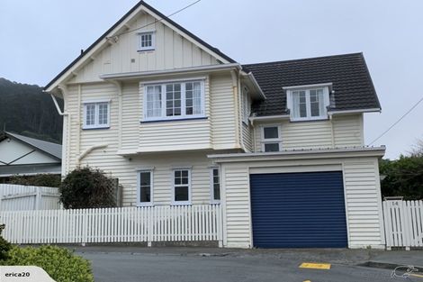 Photo of property in 14 Selwyn Terrace, Thorndon, Wellington, 6011