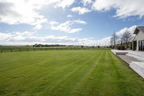 Photo of property in 1059d Winton Lorneville Highway, Lochiel, Winton, 9781