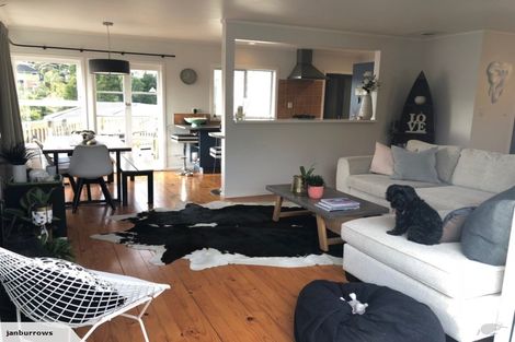 Photo of property in 1/53 Moore Street, Hillcrest, Auckland, 0627