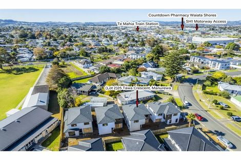 Photo of property in 2/25 Tawa Road, Te Atatu Peninsula, Auckland, 0610