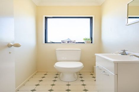 Photo of property in 2/167 Westchester Drive, Churton Park, Wellington, 6037