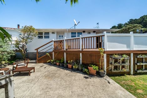 Photo of property in 3 Discovery Drive, Whitby, Porirua, 5024