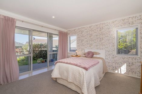 Photo of property in 10 Roseberry Place, Whitianga, 3510