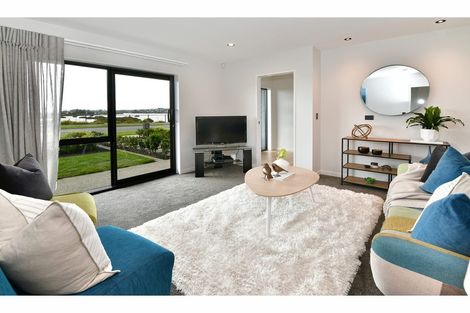 Photo of property in 110 Arran Point Parade, Orewa, 0931