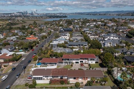 Photo of property in 3/5 Onepoto Road, Hauraki, Auckland, 0622