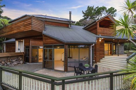 Photo of property in 9 The Knoll, Greenhithe, Auckland, 0632