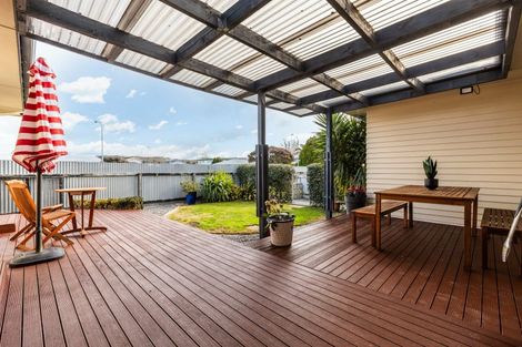 Photo of property in 25 Argyll Crescent, Tamatea, Napier, 4112