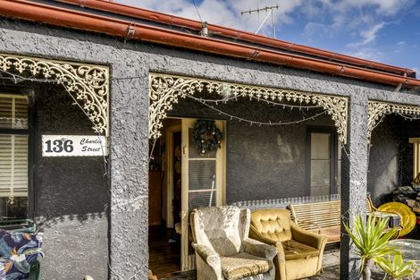 Photo of property in 136 Charles Street, Westshore, Napier, 4110