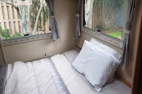 Photo of property in 2/249 One Tree Point Road, One Tree Point, 0118