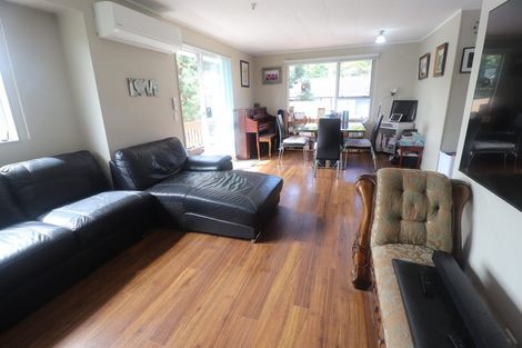 Photo of property in 1/139 Spinella Drive, Bayview, Auckland, 0629