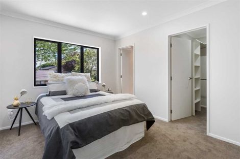 Photo of property in 8c Mahon Place, Papatoetoe, Auckland, 2025